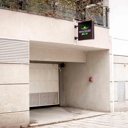 Le Hüb Apartahotel 3*