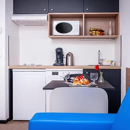 Hotel Apparthotel Le Hueb Grenoble 3*